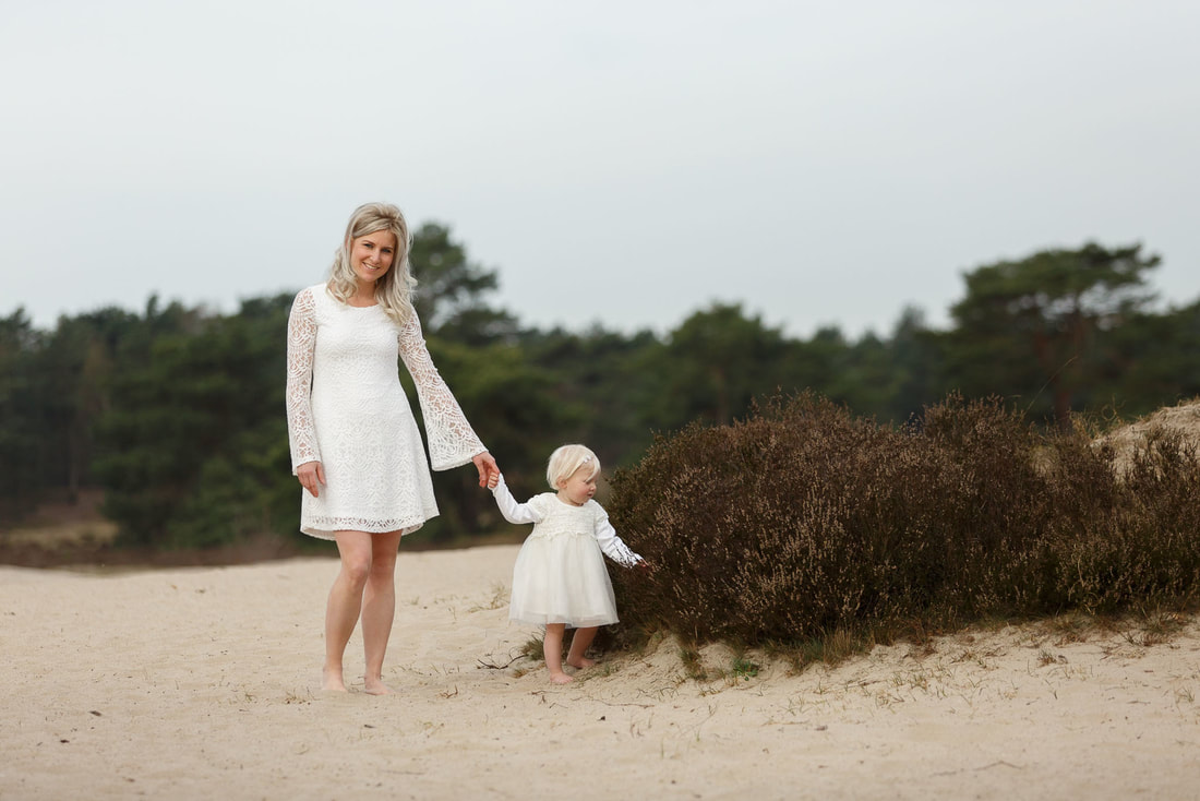 Fotograaf Hoevelaken, Fotoshoot Soester Duinen, Fotoreportage moeder en dochter, Fotograaf Soest